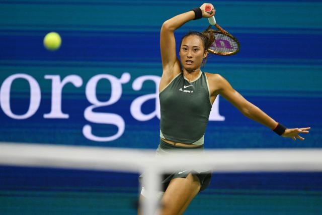 郑钦文今年大满贯两负萨巴 想突破仍需“跨越高山”